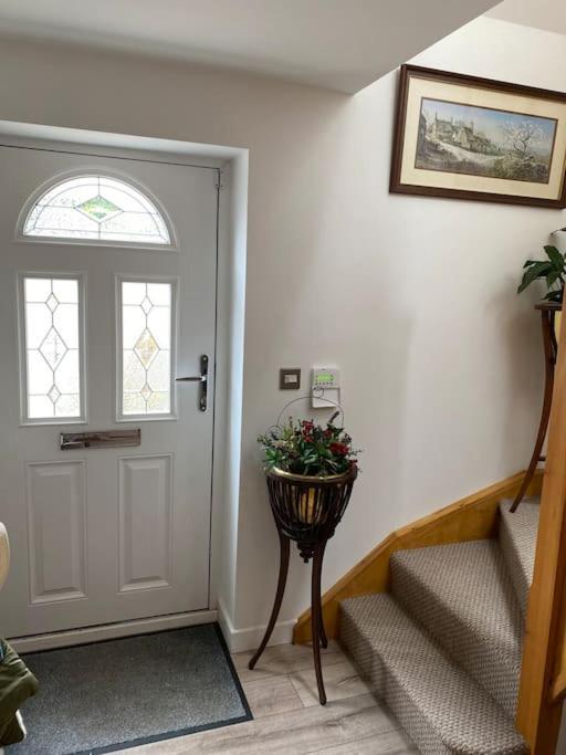 Helens Haven First Floor Apartment Via Stairs Preston  Esterno foto